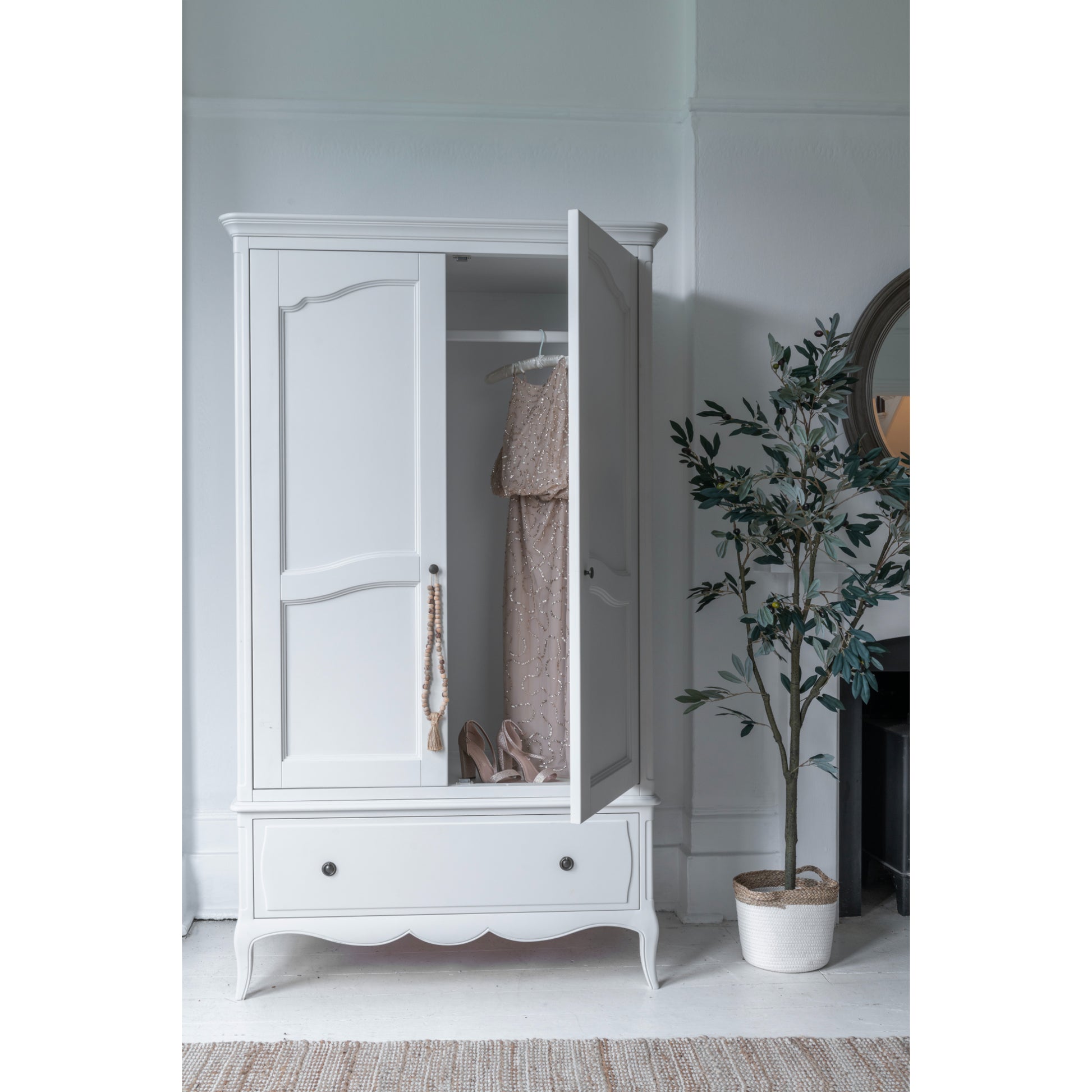 Willis & Gambier Amelie Single Drawer Oak Double Wardrobe - White - Lifestyle Image Door Open