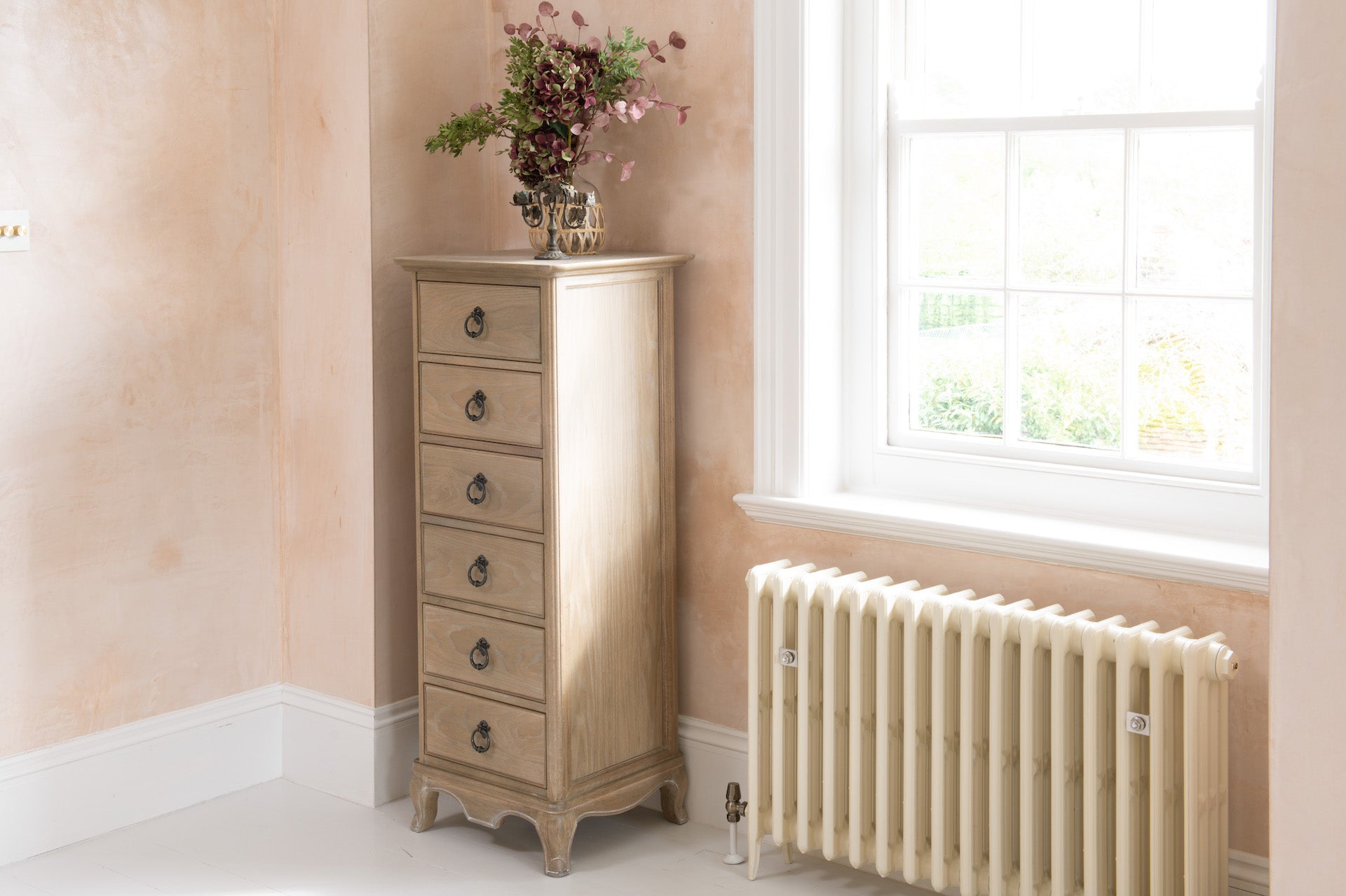 Willis & Gambier Camille 6 Drawer Narrow Tallboy Chest - Oak - Lifestyle Image