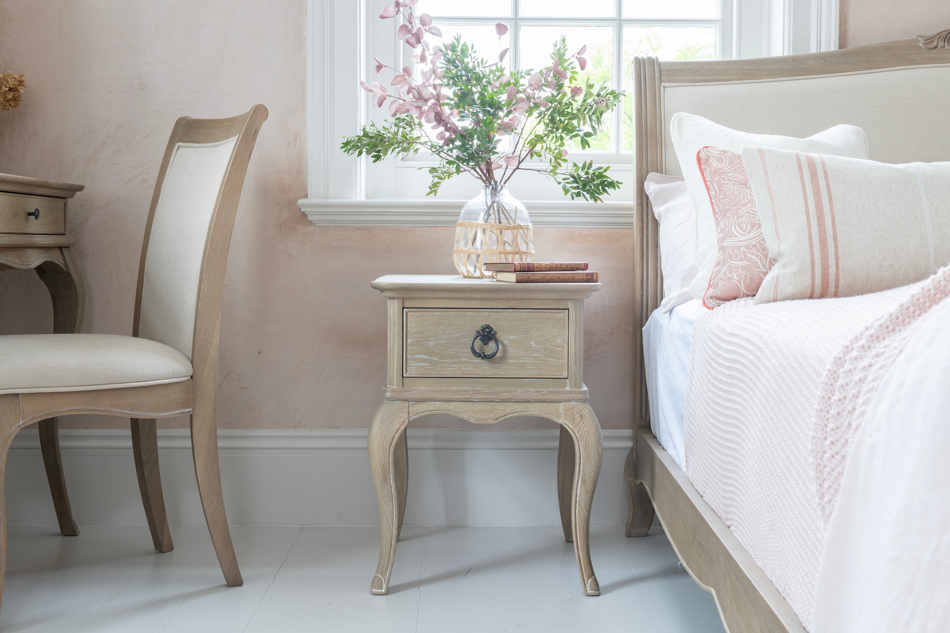 Willis & Gambier Camille Single Drawer Bedside Table - Oak - Lifestyle Image