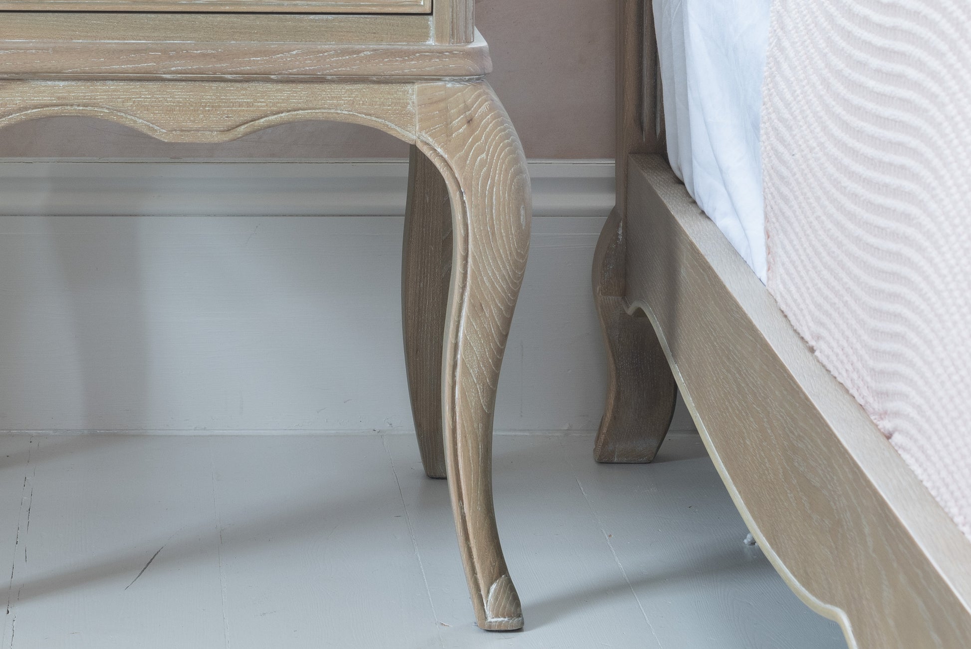 Willis & Gambier Camille Single Drawer Bedside Table - Oak - Lifestyle Image Zoomed In Base