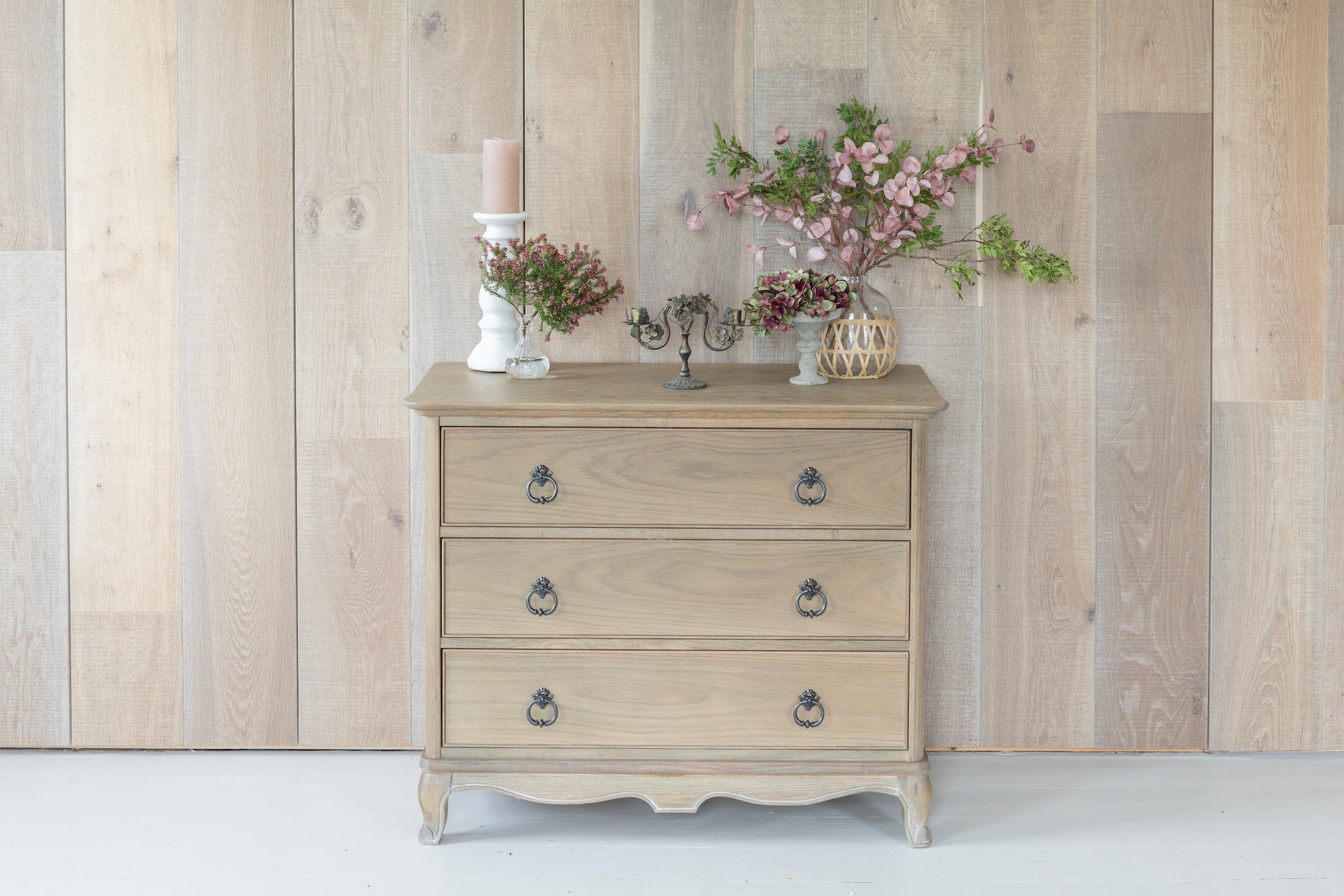 Willis & Gambier Camille 3 Drawer Chest - Oak - Lifestyle Image