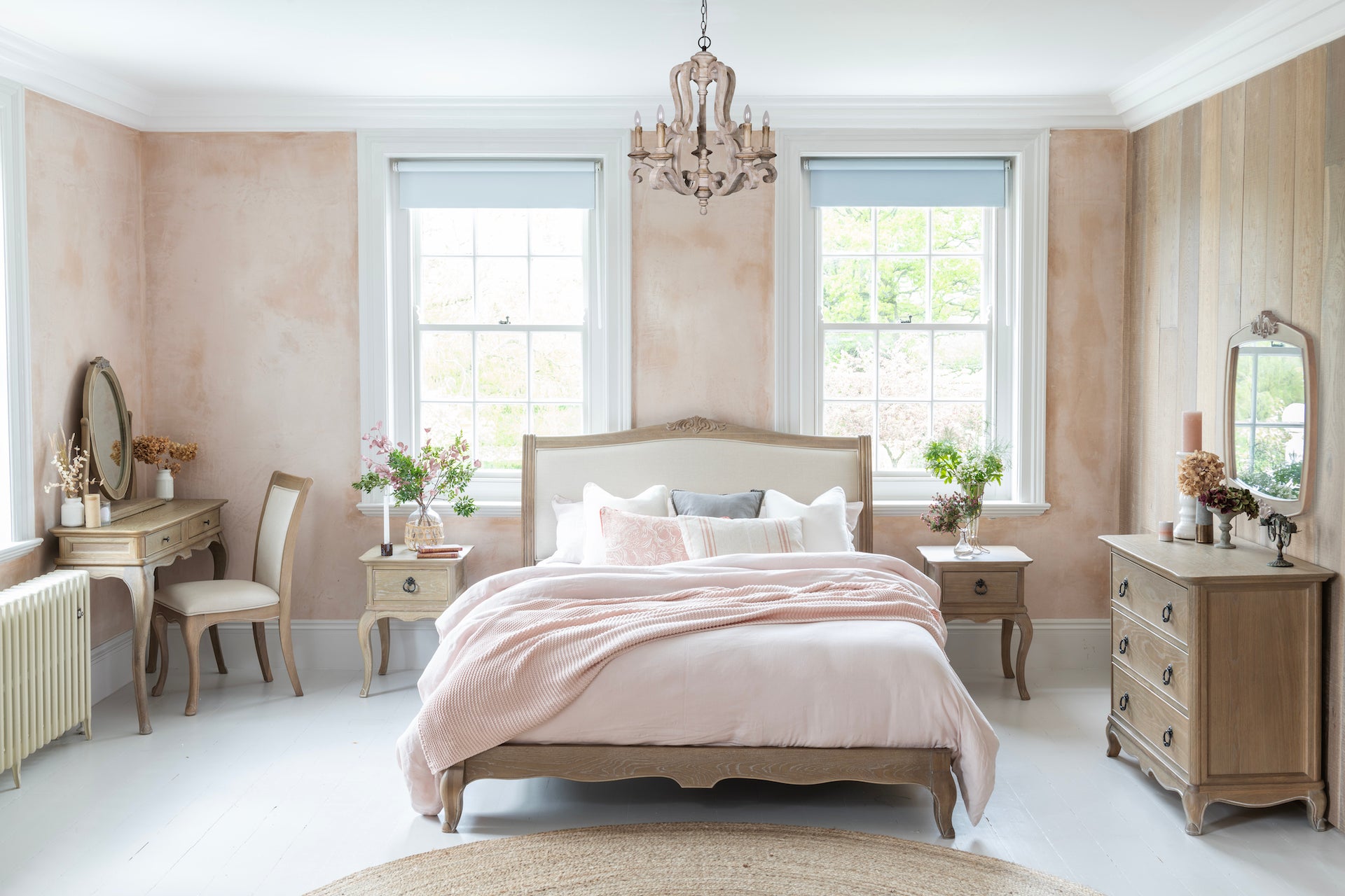 Willis & Gambier Camille Collection Lifestyle Image