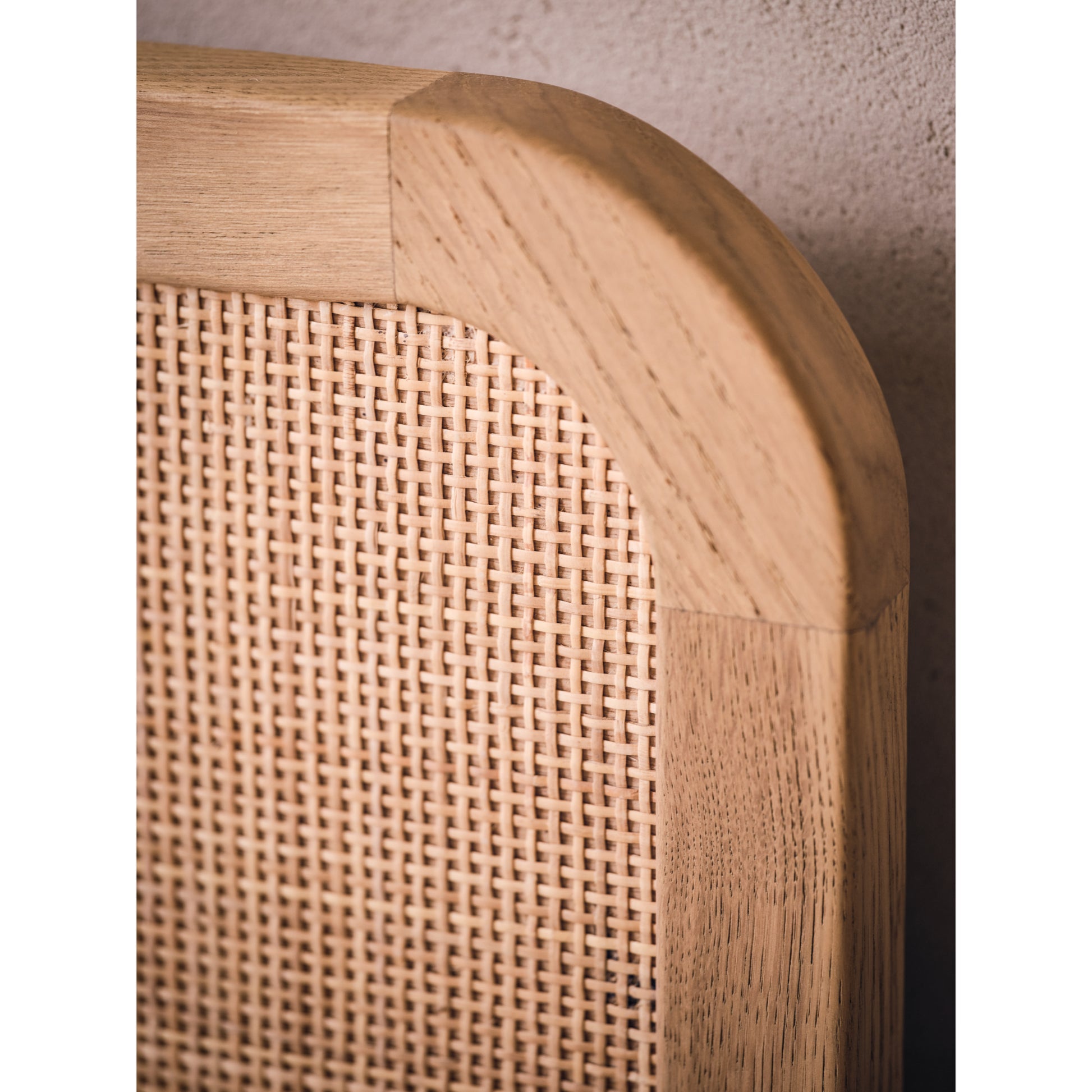 Willis & Gambier Casera Bed - Oak - Lifestyle Image Zoomed In Headboard