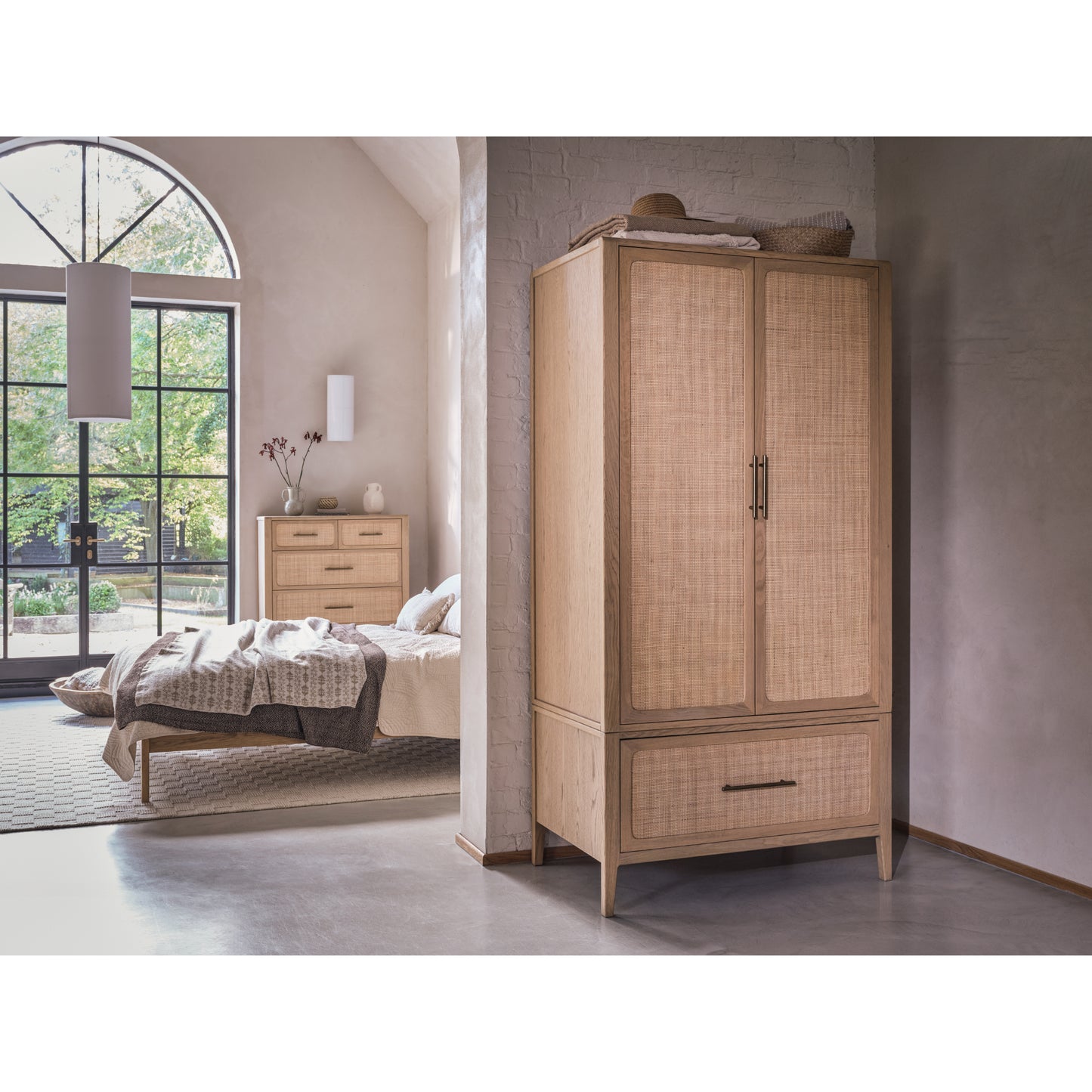Willis & Gambier Casera Single Drawer Double Wardrobe - Oak - Lifestyle Image Landscape