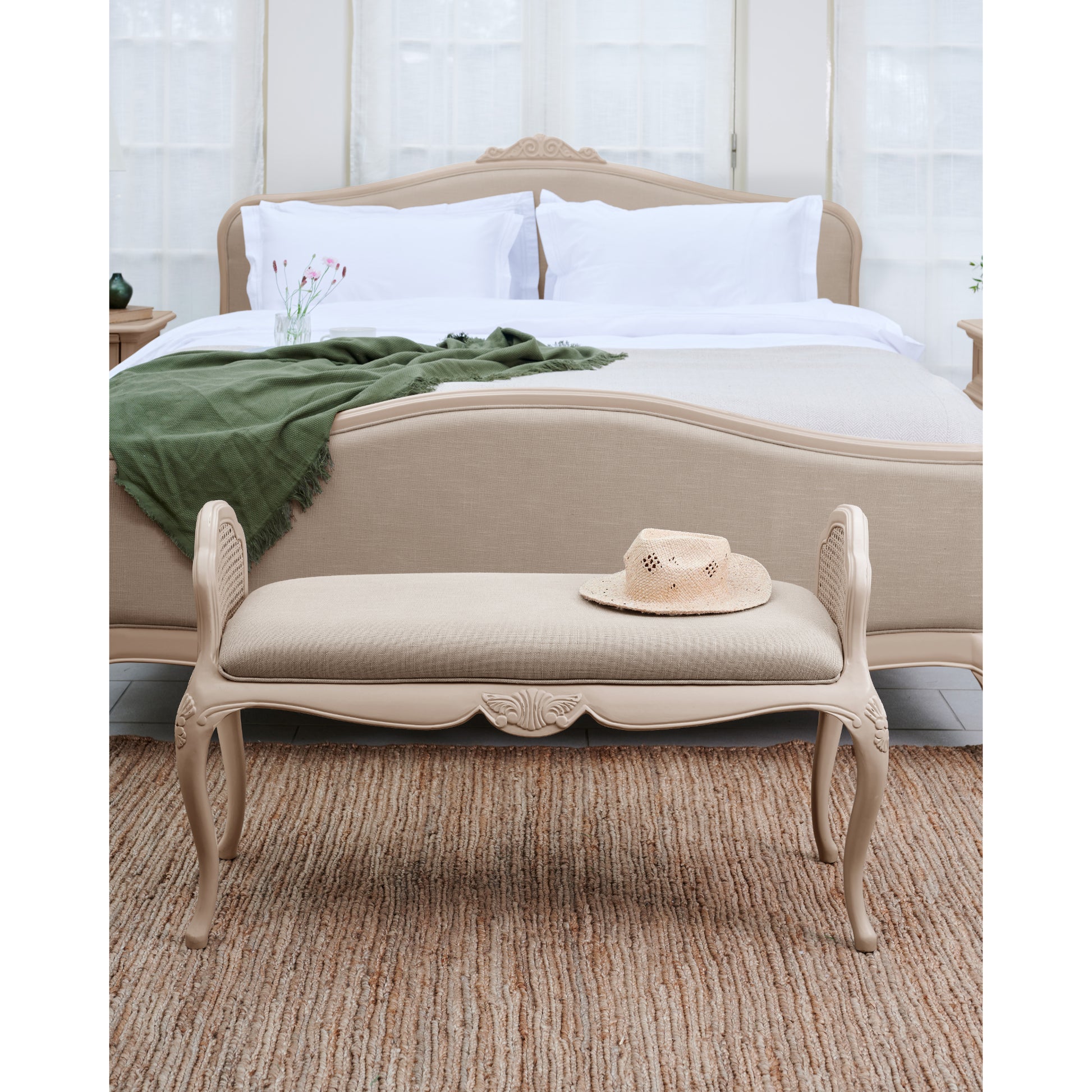 Willis & Gambier Ivory High End Upholstered Bed - Cream - Lifestyle Image 2