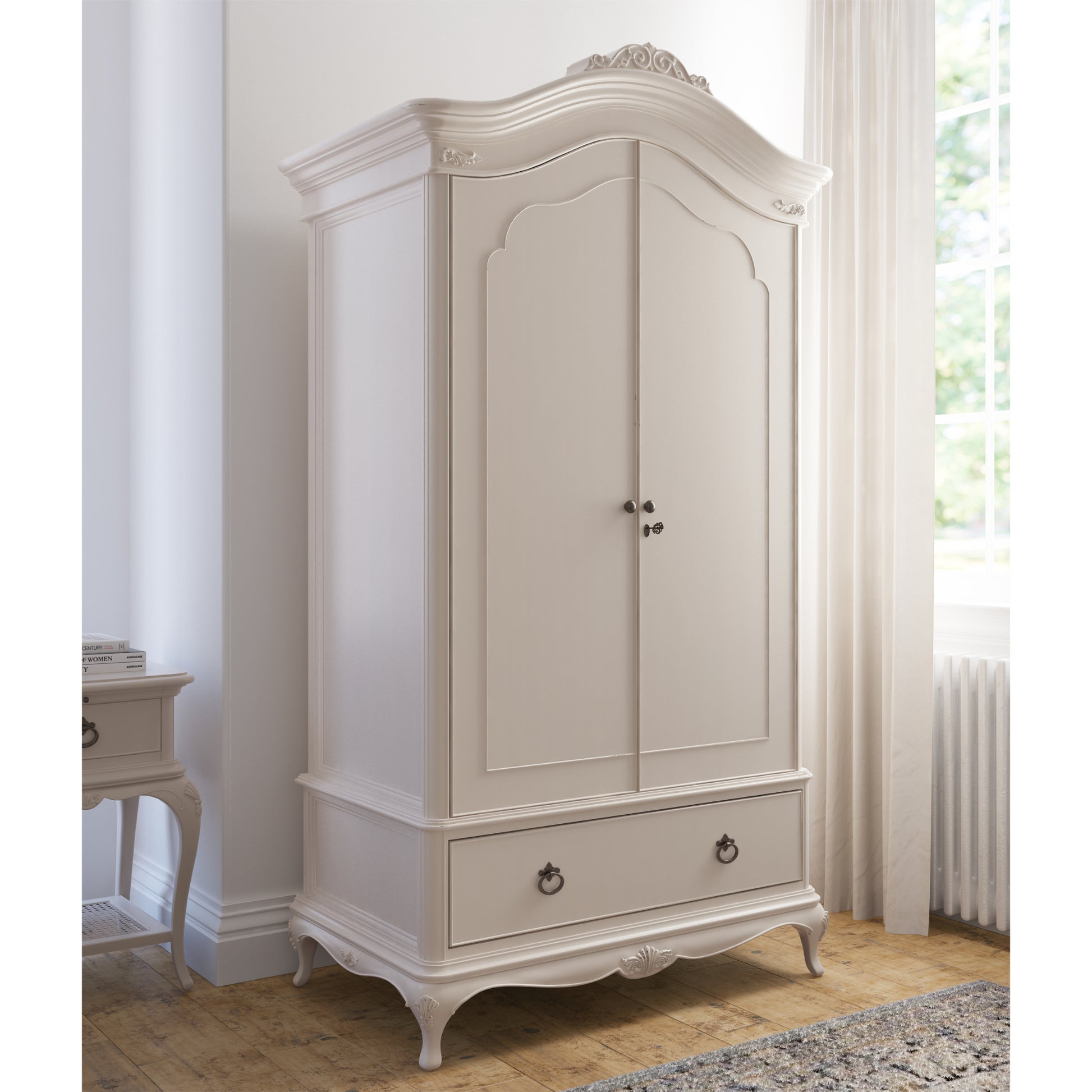 Willis & Gambier Ivory Double Wardrobe - Cream - Lifestyle Image 3
