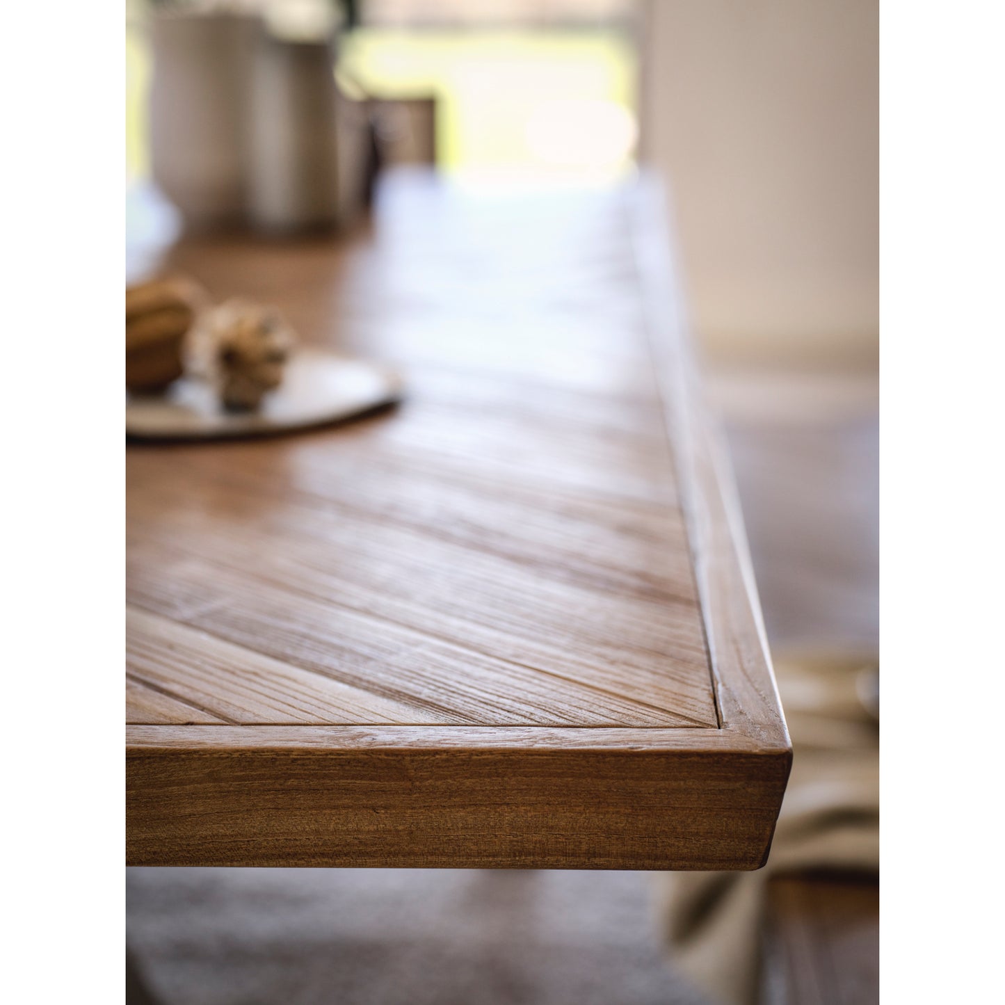 Willis & Gambier Sorrento Dining Table - Elm