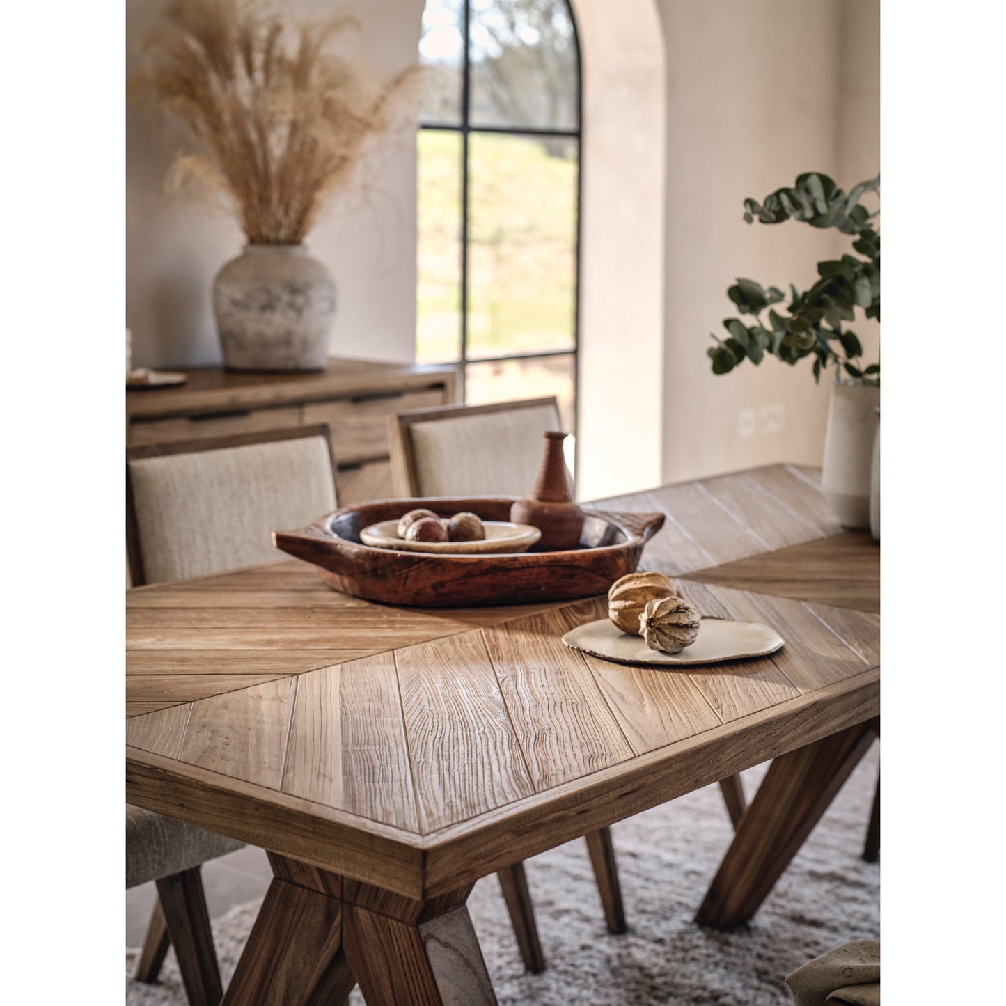 Willis & Gambier Sorrento Dining Table - Elm